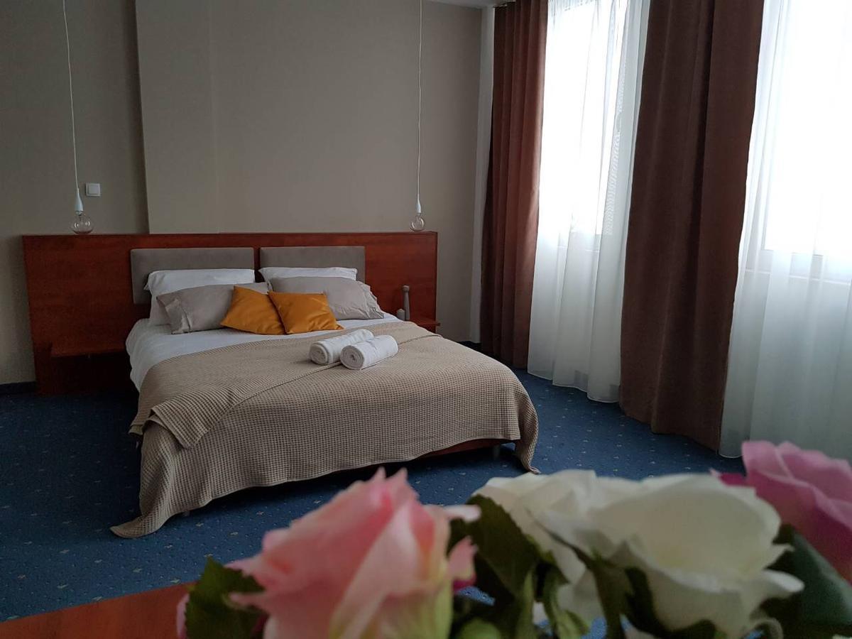 Hotel City Prnjavor Екстериор снимка