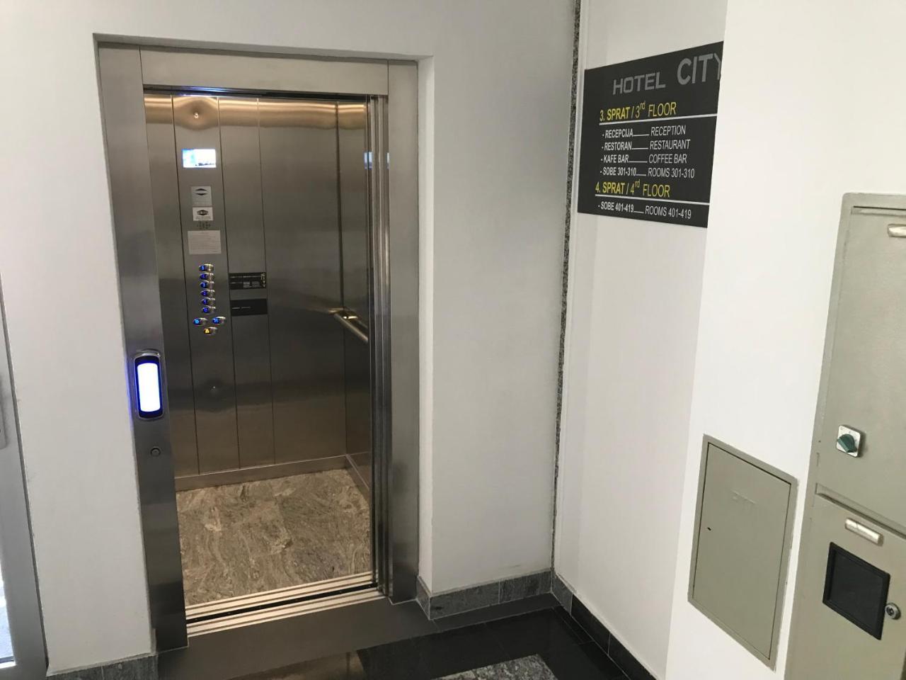 Hotel City Prnjavor Екстериор снимка