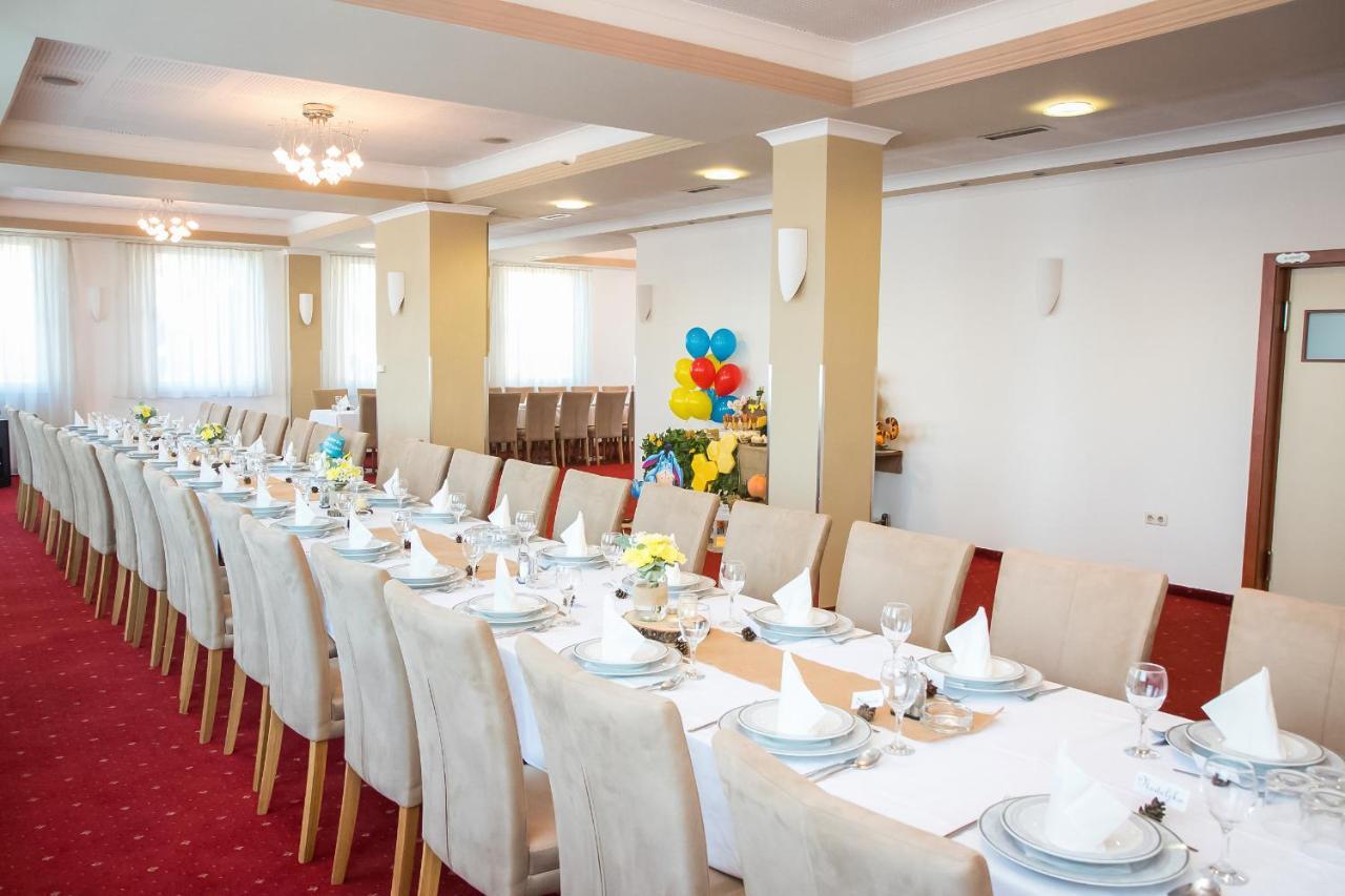 Hotel City Prnjavor Екстериор снимка