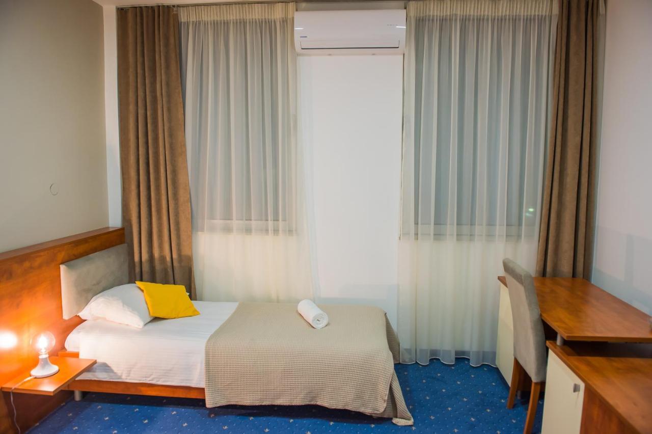 Hotel City Prnjavor Екстериор снимка